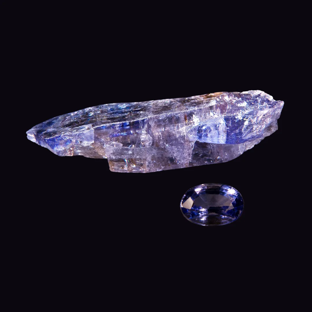 Tanzanite, violet-blue and indigo silicate mineral specimen